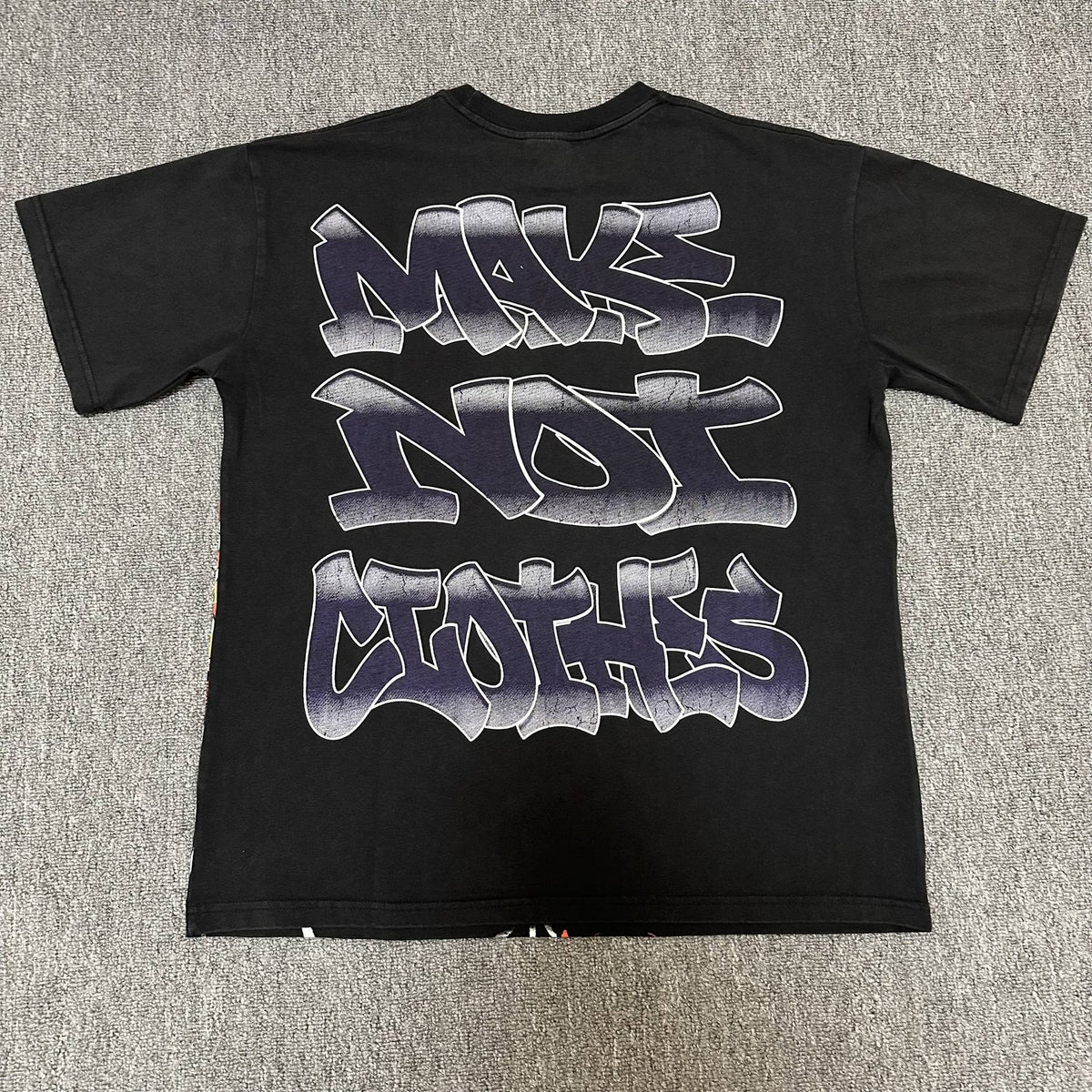 VALE USA Spider Web Graphic Short-Sleeve T-Shirt — back
